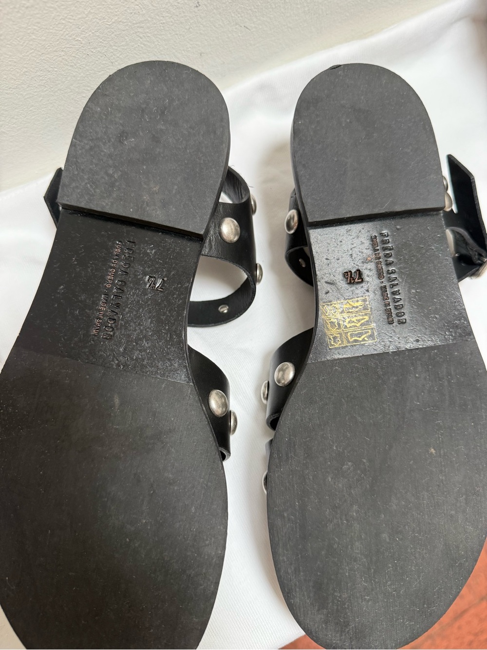 Freda Salvador SERA FISHERMAN SANDAL Black Studded Sandals - Picture 3 of 14